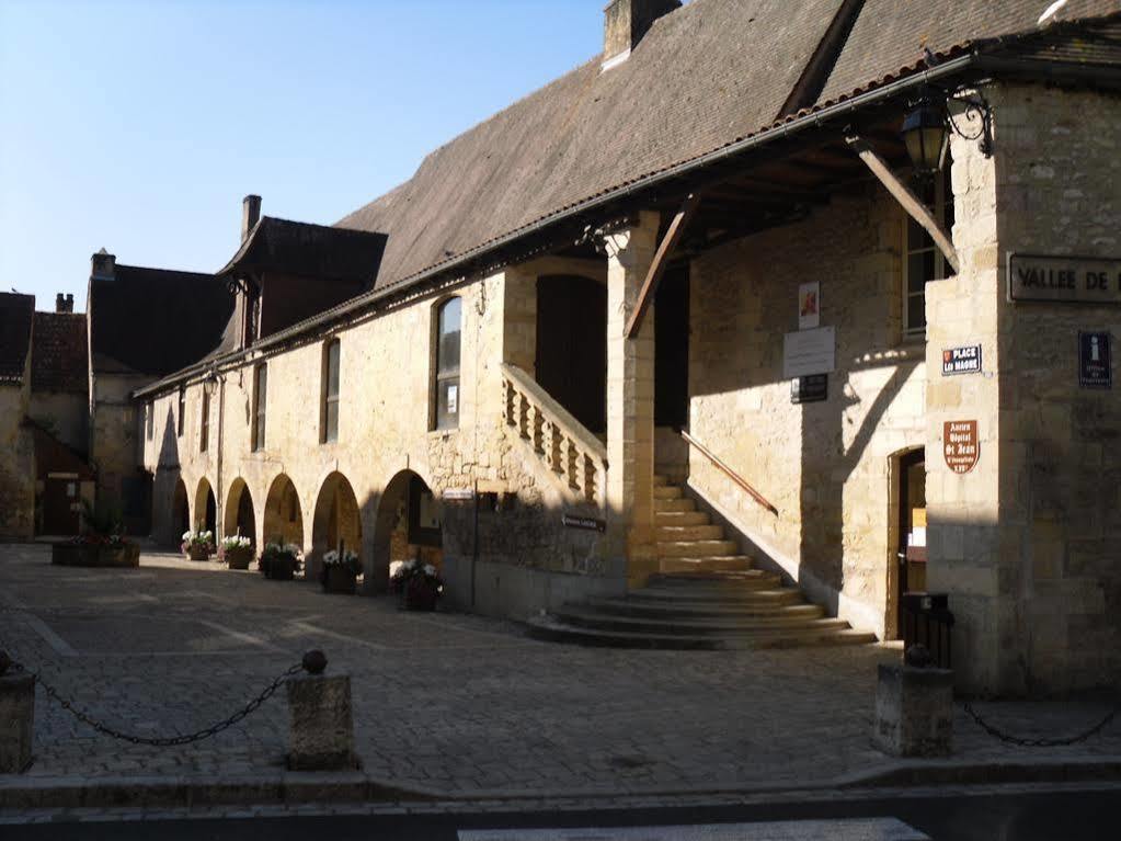 Hotel Le P'Tit Monde Montignac-Lascaux Exterior foto